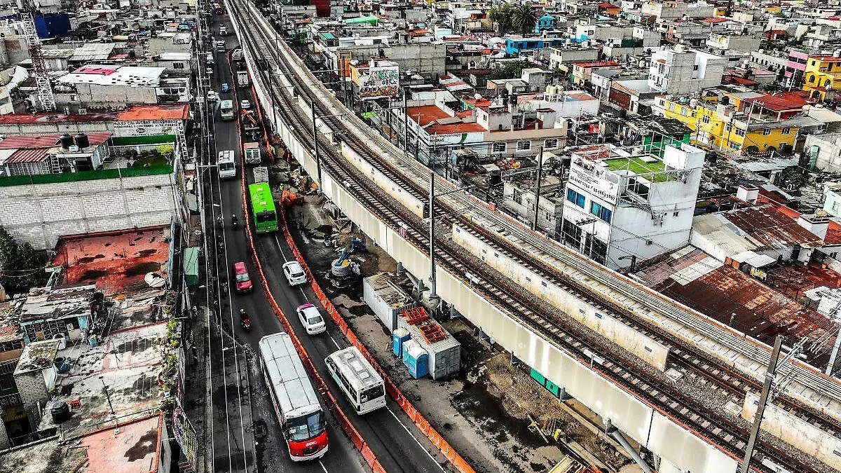 Tráfico en av Tláhuac por obras de la L12